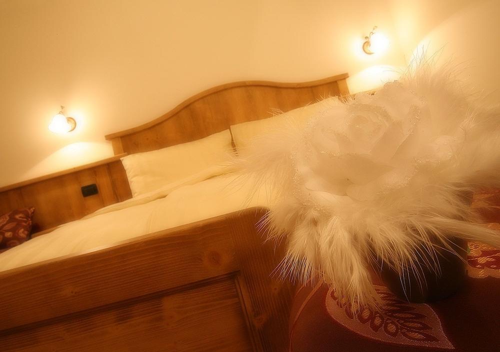Garnì Prà Fiorì Hotel Campitello di Fassa Ngoại thất bức ảnh