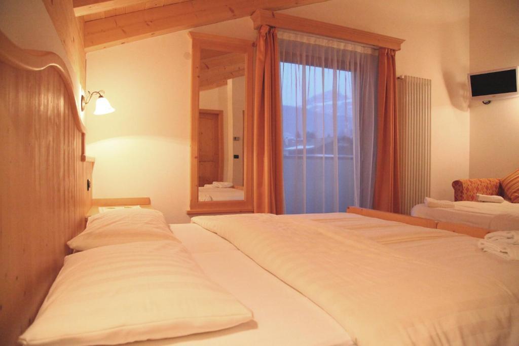 Garnì Prà Fiorì Hotel Campitello di Fassa Phòng bức ảnh
